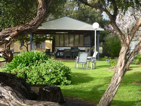 Rye Beach Motel & Apartments - Hervey Bay Accommodation 3