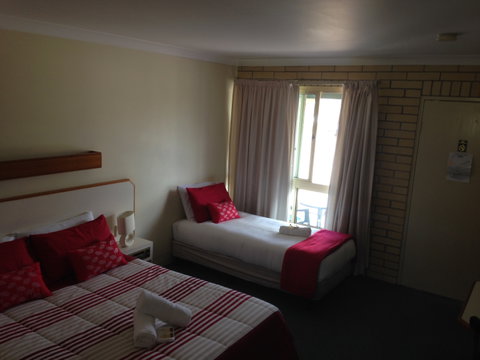Country Rose Motel - Hervey Bay Accommodation 1