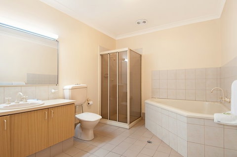 Comfort Inn Dandenong - Hervey Bay Accommodation 5