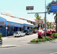 Reef Lodge Backpackers - Hervey Bay Accommodation