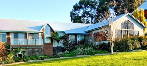 Chimes Spa Retreat - Hervey Bay Accommodation 0