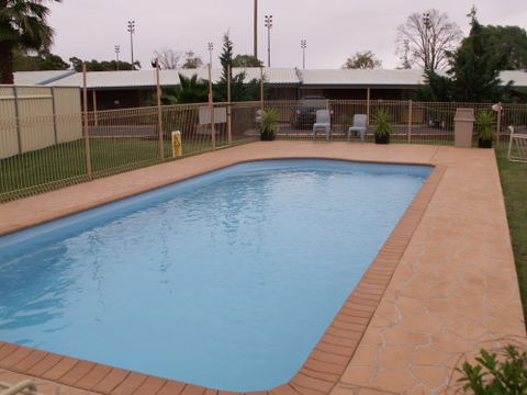 Parkview Motor Inn - Hervey Bay Accommodation 1