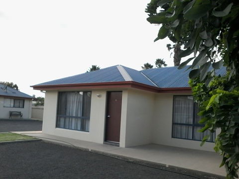 Coro Motel - Hervey Bay Accommodation 5