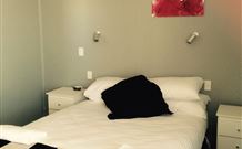 Town House Motor Inn - Young - Hervey Bay Accommodation 4