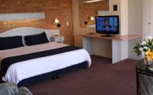 Twofold Bay Motor Inn - Eden - Hervey Bay Accommodation 0