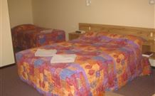 Wagon Wheel Motel And Units - Coonabarabran - Hervey Bay Accommodation 0