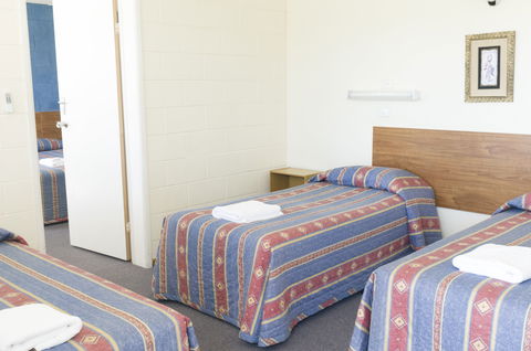 Waterview Motel - Maclean - Hervey Bay Accommodation 2