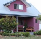Magenta Cottage Accommodation and Art Studio - Hervey Bay Accommodation