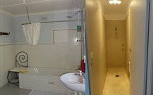 Patch Inn B & B - Hervey Bay Accommodation 0