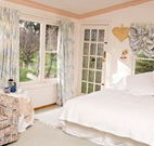 The Old School Country Retreat - - Hervey Bay Accommodation