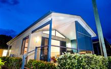 Oakbourne Cottage, Gingers Creek - Hervey Bay Accommodation 3