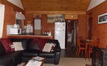 Pinegrove Cottage - Hervey Bay Accommodation 0