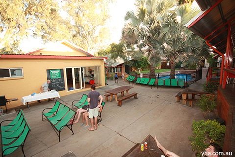 Alice Springs YHA - Hervey Bay Accommodation 3