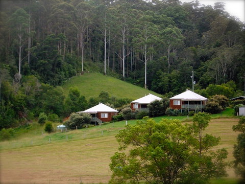 Malibells Country Cottages - Hervey Bay Accommodation 2
