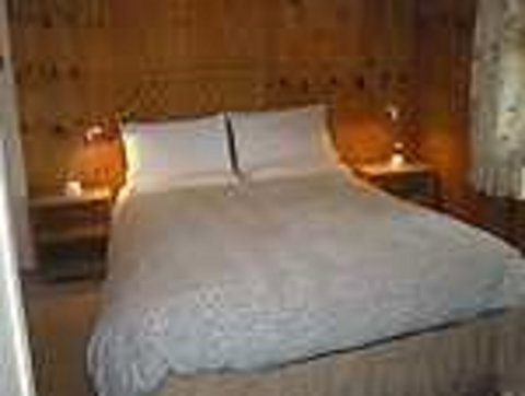 Fairview Farm Cottages - Hervey Bay Accommodation 0