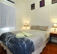 Holiday House At Cook Street Townsville - Hervey Bay Accommodation