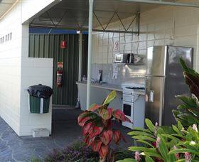 Palm Tree Caravan Park - Tourism Hervey Bay 3