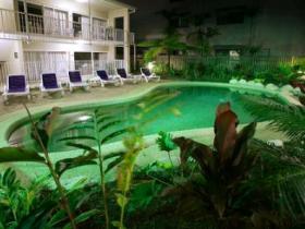 Comfort Inn Discovery Cairns - Hervey Bay Accommodation 2