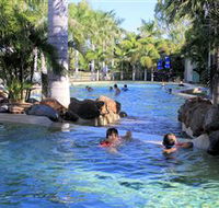 Aussie Outback Oasis Cabin and Van Village - Tourism Hervey Bay