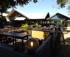 Fraser Island Retreat - Hervey Bay Accommodation 2