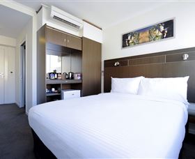 Mantra Terrace Hotel - Hervey Bay Accommodation 2