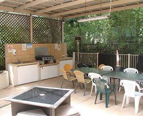 Gold Coast Backpackers - Hervey Bay Accommodation 2