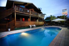 Boat Harbour Resort - Hervey Bay Accommodation 1