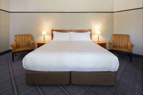 Brassey Hotel - Hervey Bay Accommodation 3