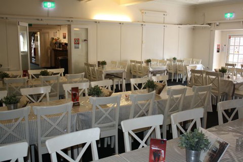 Criterion Hotel Crookwell - Hervey Bay Accommodation 5