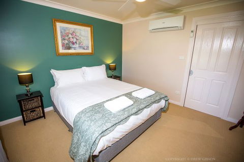 Dell-Lee Cottage - Hervey Bay Accommodation 1