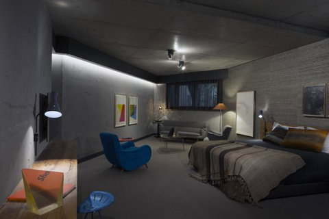 Hotel Hotel - Hervey Bay Accommodation 1