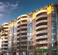 Medina Serviced Apartments Canberra James Court - Hervey Bay Accommodation
