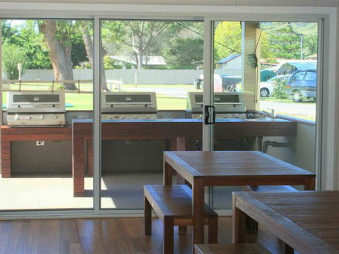 Lake Conjola Waterfront Holiday Park - Hervey Bay Accommodation 5