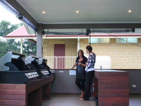 Lake Conjola Waterfront Holiday Park - Hervey Bay Accommodation 6