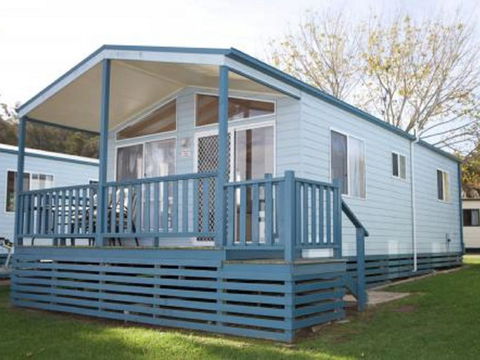 Tuross Lakeside Holiday Park - Hervey Bay Accommodation 0