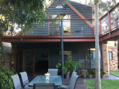 Jetz Bungalow - Tourism Hervey Bay 0