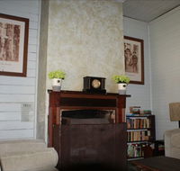 Moonan  Cottage - Hervey Bay Accommodation
