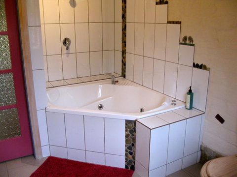 Mudbrick And Stone Hideaway Bellingen - Hervey Bay Accommodation 5