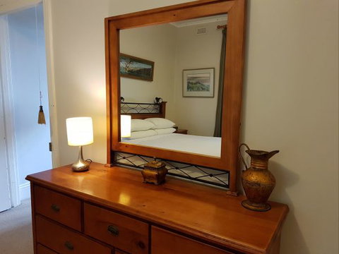 Newcastle Terraces And Apartments - Harbourside Apartment - Hervey Bay Accommodation 12