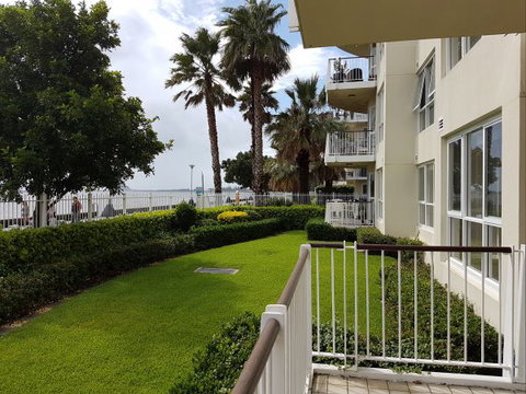 Newcastle Terraces And Apartments - Harbourside Apartment - Hervey Bay Accommodation 22