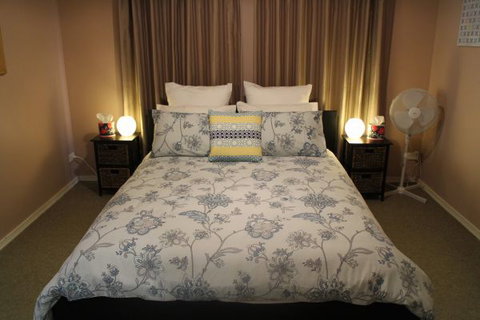 Scenic Cottage - Hervey Bay Accommodation 4