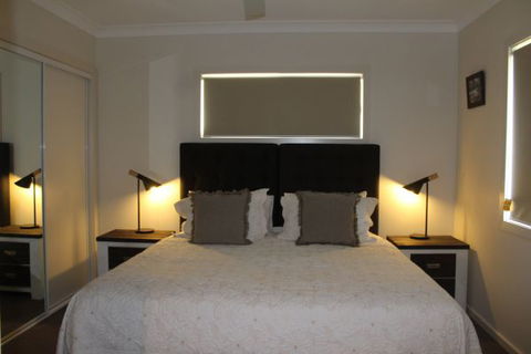Yellowbox Cottage - Hervey Bay Accommodation 4