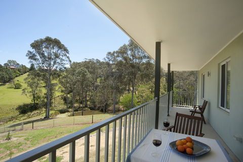Highfields Country Cottages - Hervey Bay Accommodation 2