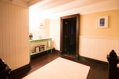 Lakeside Chapel Meningie - Hervey Bay Accommodation 7