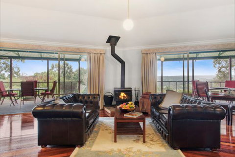 Shambhala Guesthouse - Hervey Bay Accommodation 3