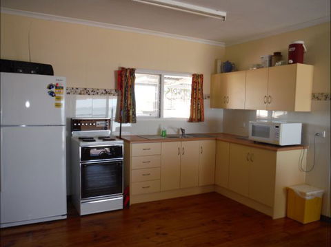 Sunrise Sunset - Hervey Bay Accommodation 1