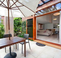The Circle Retreat Studio - Hervey Bay Accommodation