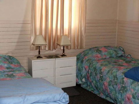 CASS Cottage - Hervey Bay Accommodation 2
