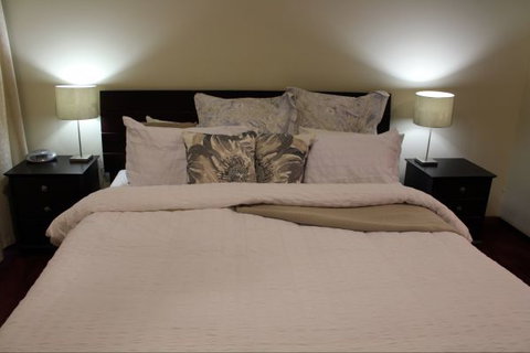 Mackey's Peak Villas - Hervey Bay Accommodation 4