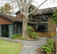 Trenberth House - Hervey Bay Accommodation